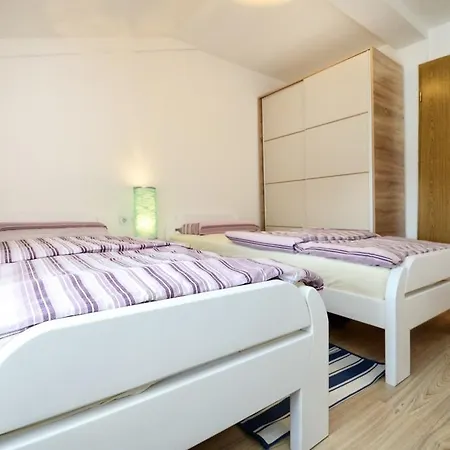 Apartment Rea & Deo Volente *