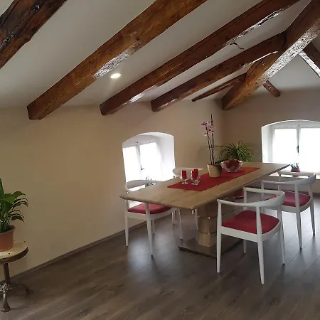 Rea & Deo Volente Apartment *